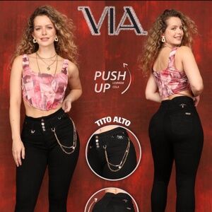 Women’s Butt Lifting Columbia jeans